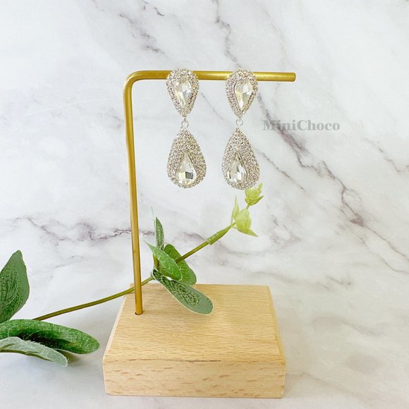 Silver Tone Bridal Teardrops Statement crystal Dangle Earrings - Picture 4 of 8